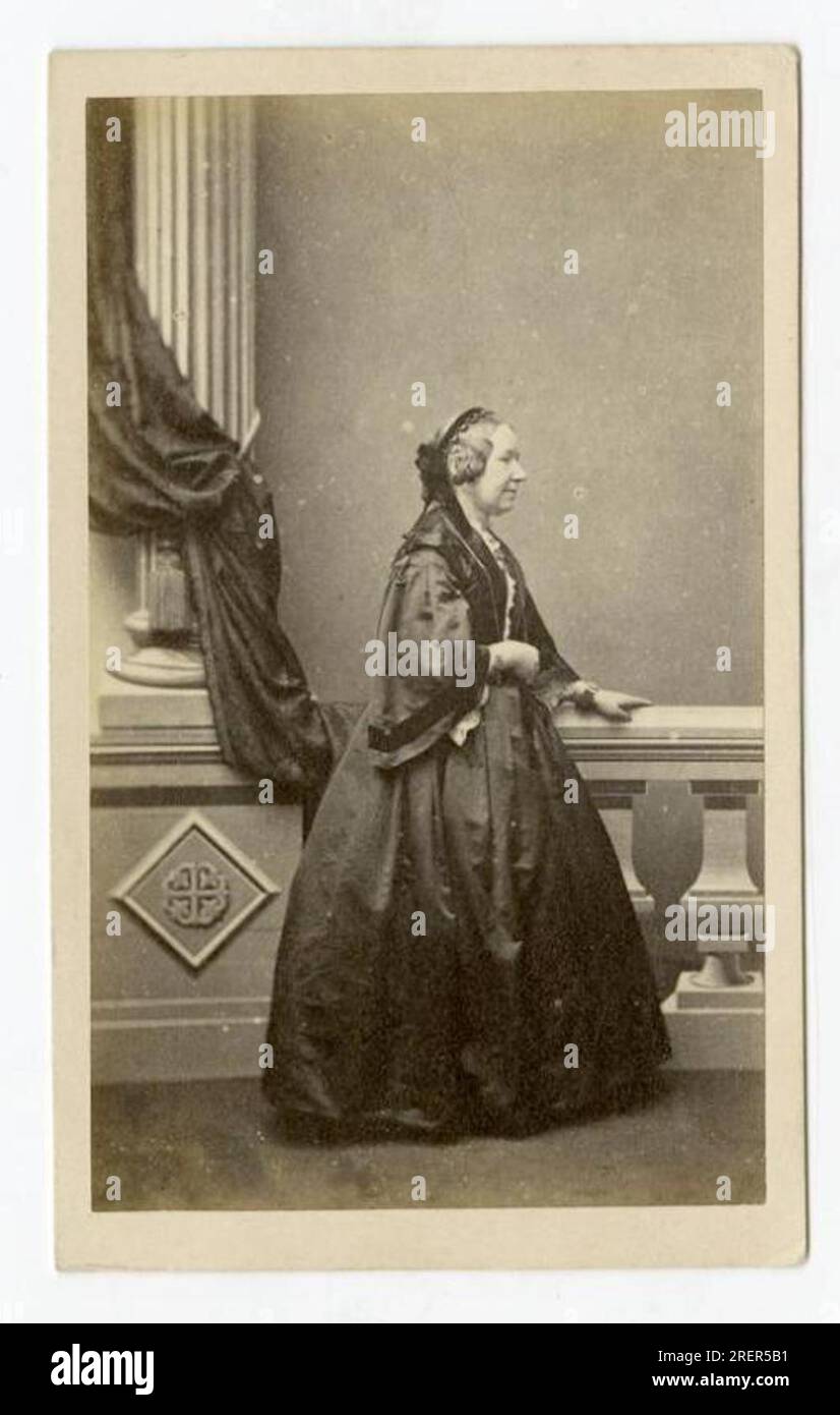 Carte de visite - Femme non identifiée - George Washington Wilson années 1860 par George Washington Wilson Banque D'Images