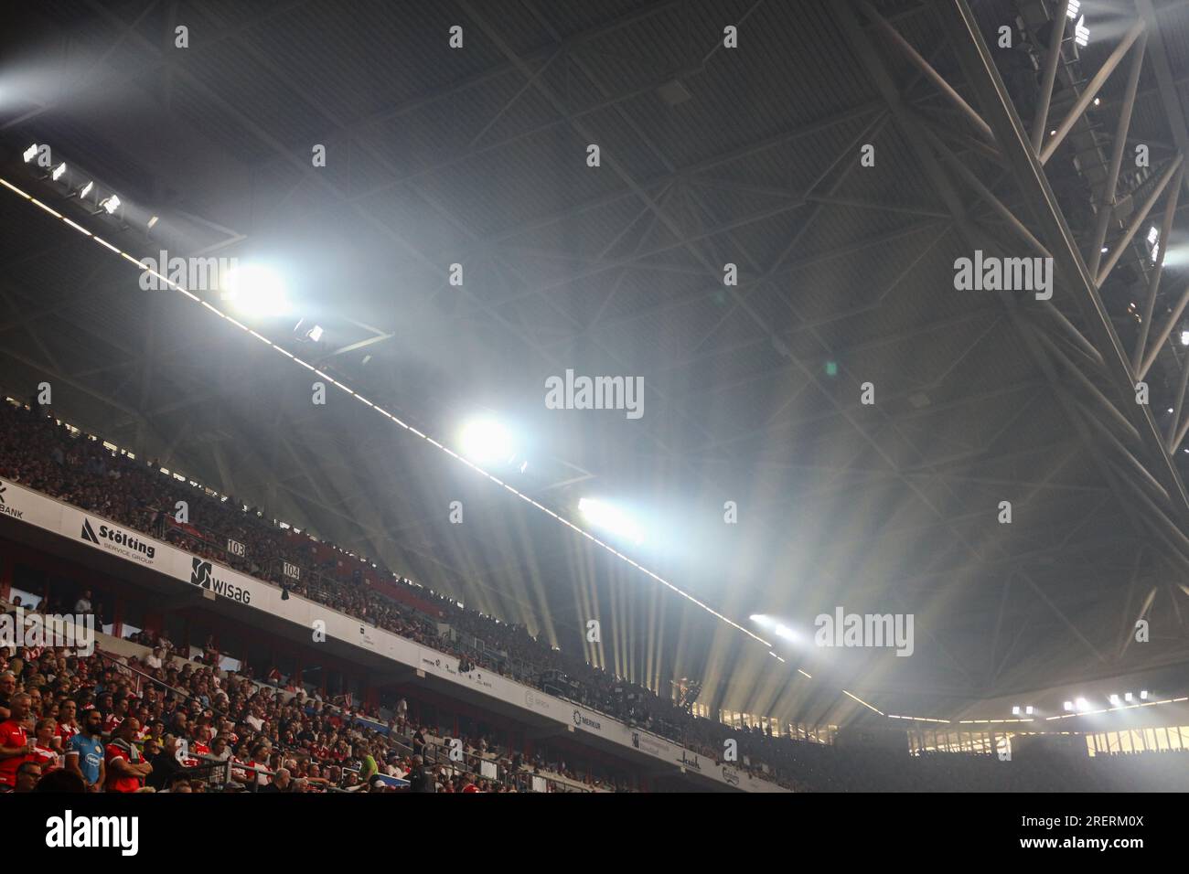 Düsseldorf, Allemagne, 29.07.2023. Fortuna Duesseldorf vs Hertha BSC, football, 2. Bundesliga, 1. Journée, saison 2023/2024. LES RÈGLEMENTS DU MERKUR SPIEL-ARENA DFL INTERDISENT TOUTE UTILISATION DE PHOTOGRAPHIES COMME SÉQUENCES D’IMAGES ET/OU QUASI-VIDÉO. Crédit : newsNRW / Alamy Live News Banque D'Images