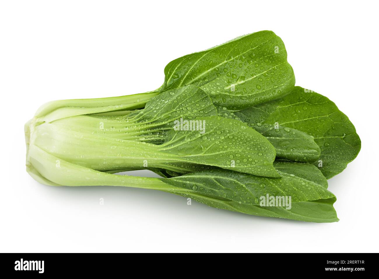 Chou frais pak choi isolé sur fond blanc avec une profondeur de champ totale Banque D'Images