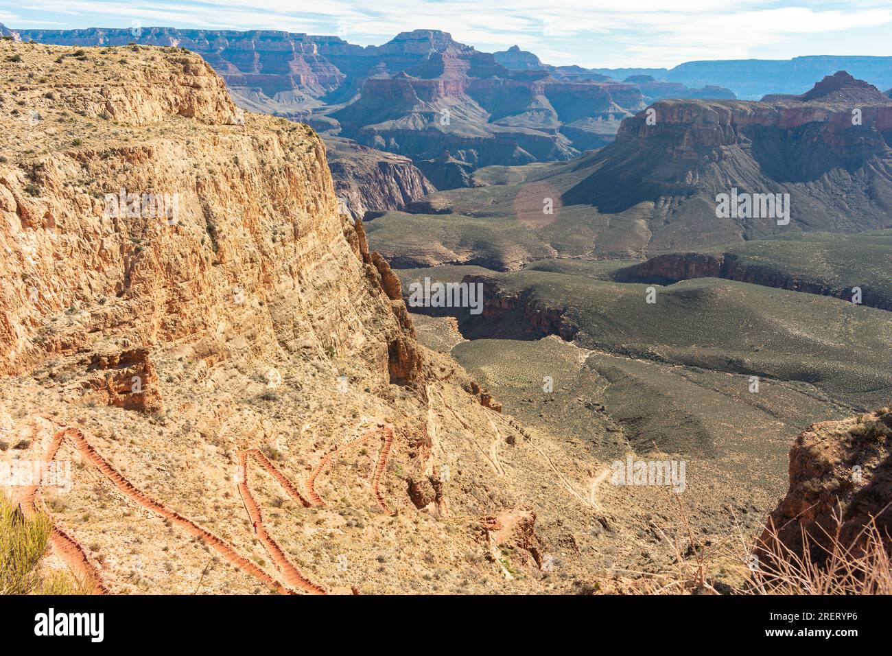 Surplombant la vaste étendue du Grand Canyon depuis le South Kaibab Trail. Banque D'Images