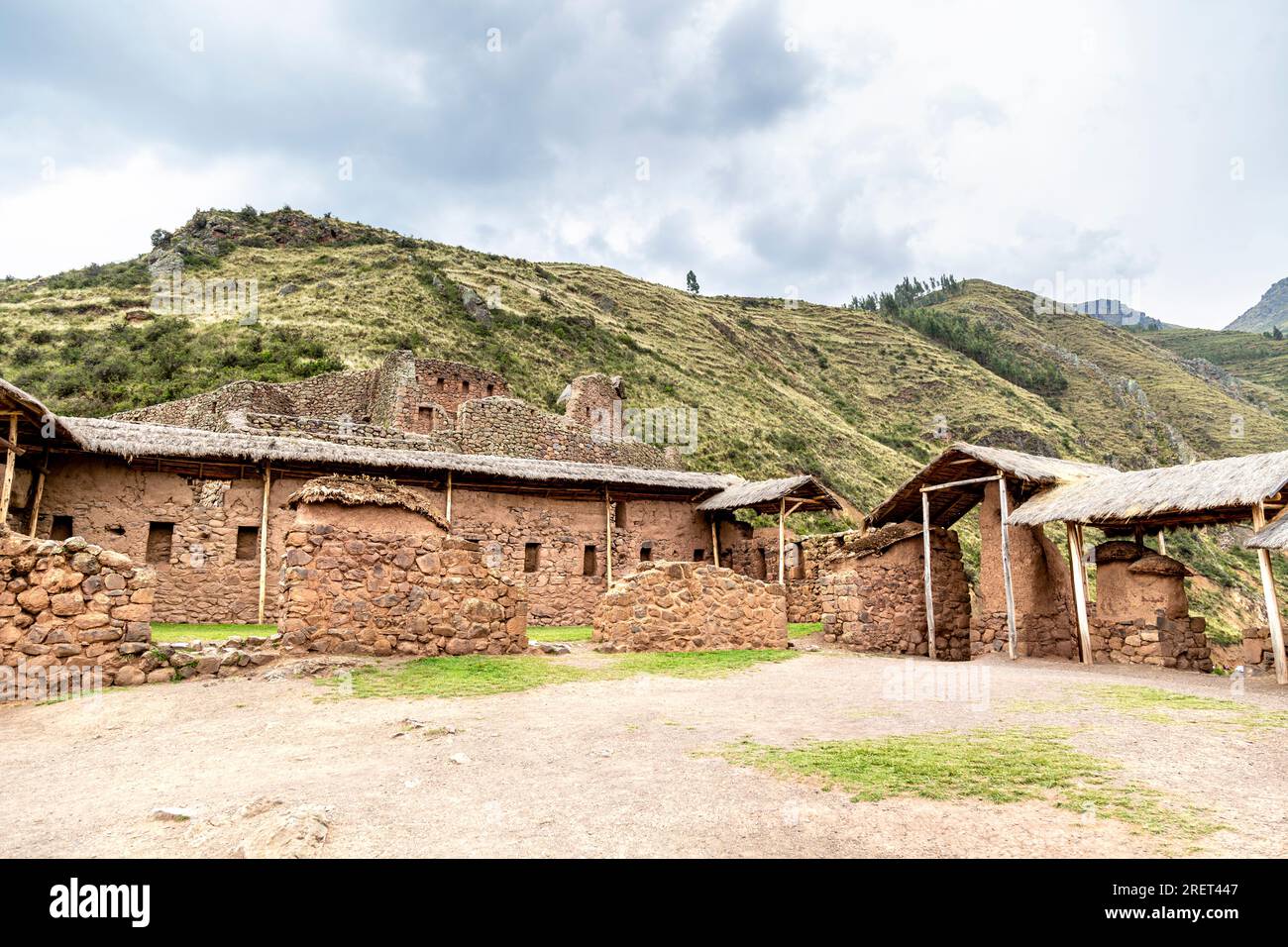 Vue de la ruine archéologique inca à Pisac, Vallée Sacrée, Pérou Banque D'Images