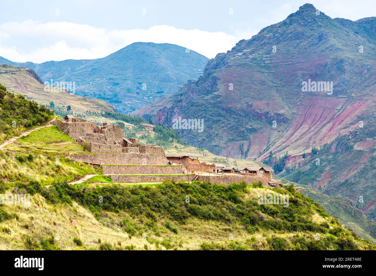Vue de la ruine archéologique inca à Pisac, Vallée Sacrée, Pérou Banque D'Images