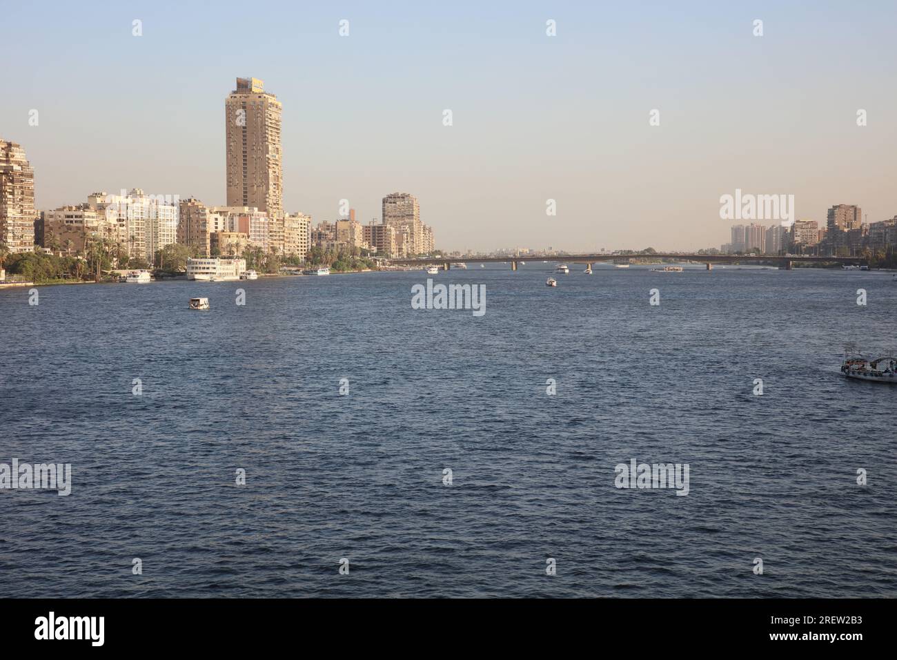 Le Nil depuis University Bridge Banque D'Images