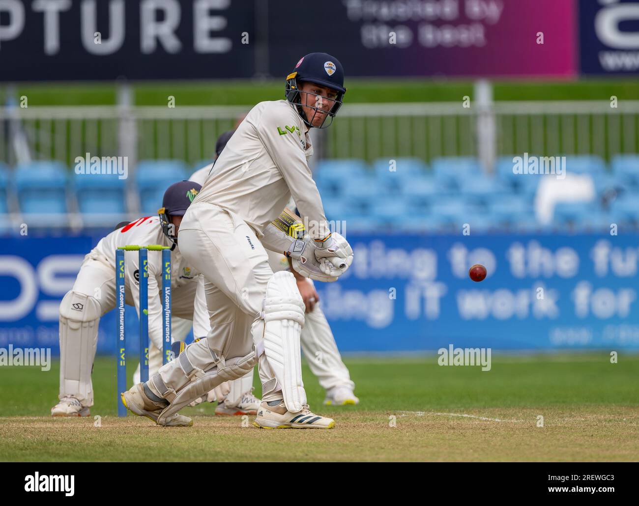 Luis Reece bat pour le Derbyshire au quatrième jour d'un match de championnat du comté contre Glamorgan Banque D'Images