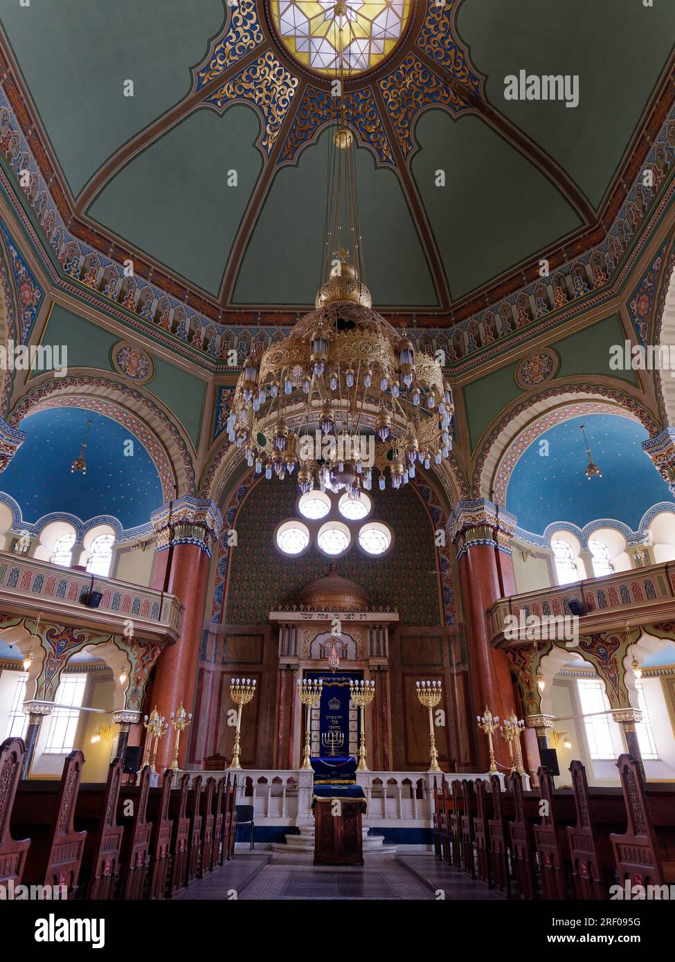 Intérieur de la synagogue de Sofia dans la ville de Sofia, Bulgarie, 30 juillet 2023 Banque D'Images