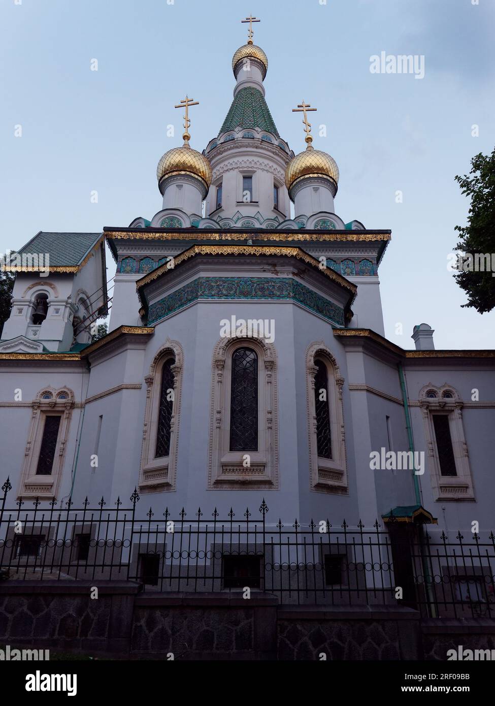 Extérieur de l'église russe St Nicholas the Wonderworker à Sofia, Bulgarie, 30 juillet 2023 Banque D'Images