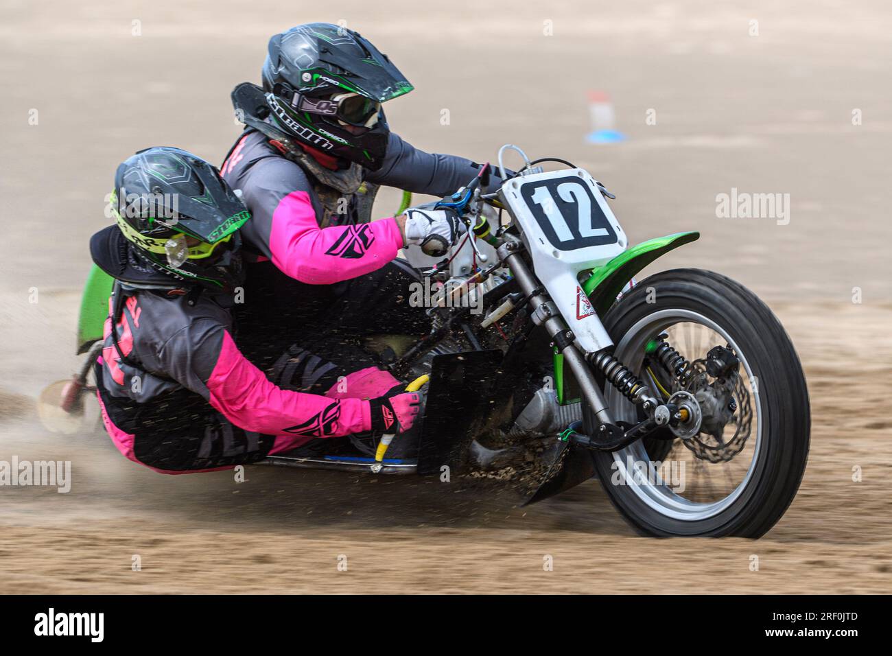 Neal Owen & Jason Farwell (12) en pratique lors du championnat Fylde ACU British Sand Racing Masters Championship à St Annes on Sea, Lancashire le dimanche 30 juillet 2023. (Photo : Ian Charles | MI News) crédit : MI News & Sport / Alamy Live News Banque D'Images