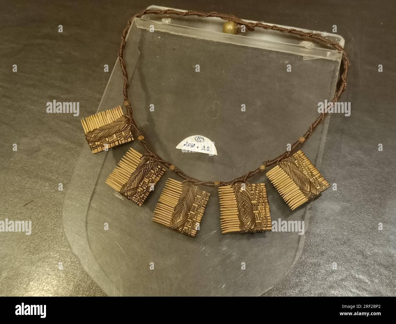 Lanjhia Saora, peuple Sora, tribu Lanjia, collier Banque D'Images Lanjhia Saora, peuple Sora, tribu Lanjia, collier Banque D'Images