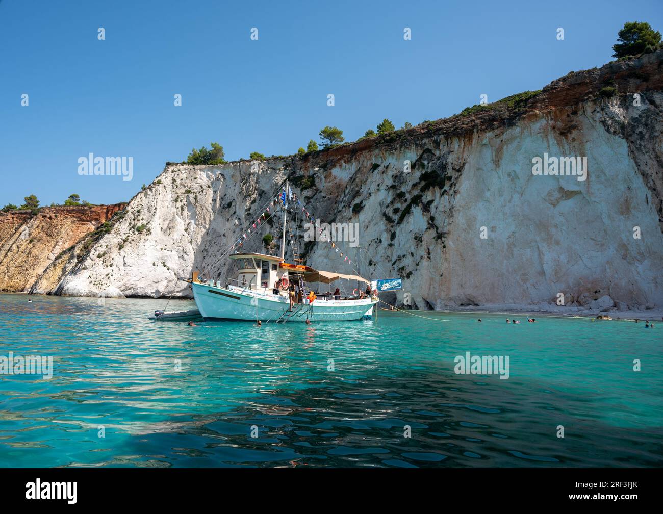 Excursions en bateau sur les plages pittoresques autour de Céphalonie Banque D'Images