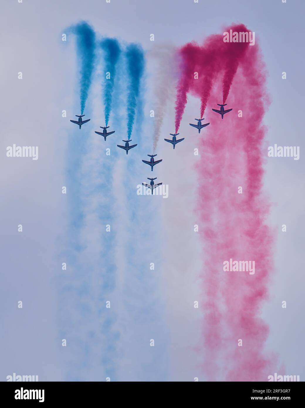 Patrouille de France effectuant une boucle coordonnée, le Bourget 2019 Banque D'Images