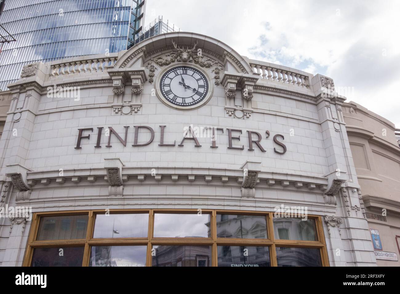 La restauration de Findlater's Corner par The Arch Company et Railway Heritage Trust sur Borough High Street, Southwark, Londres, Angleterre, Royaume-Uni Banque D'Images