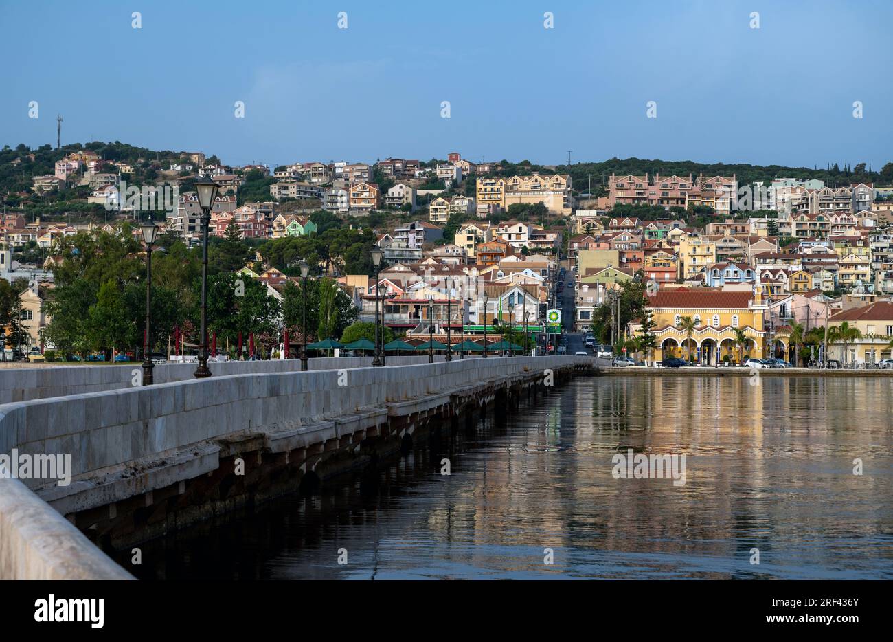 Le pont de Bosset dans la ville de Argostolai capitale de l'île grecque de Céphalonie Banque D'Images