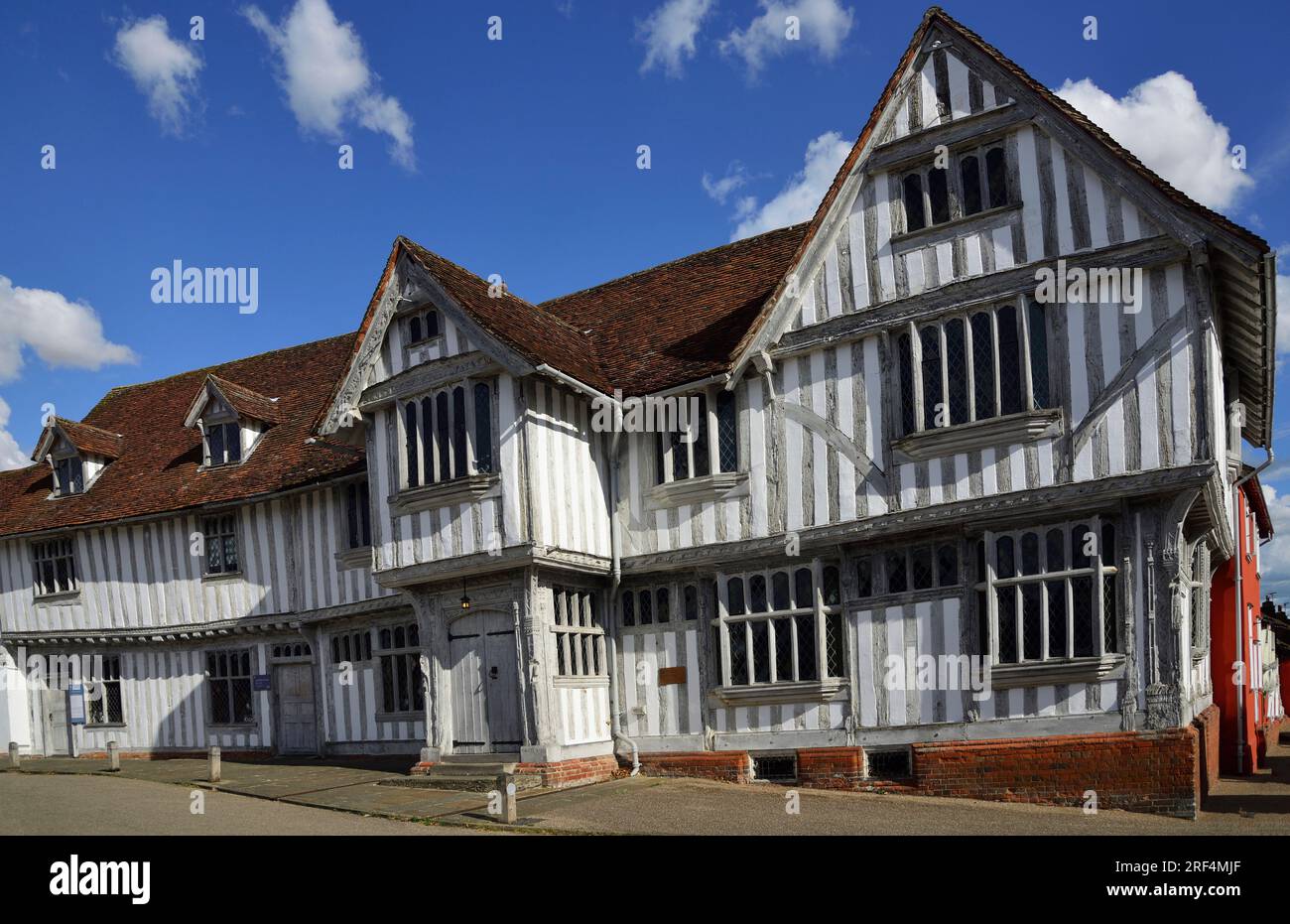 Lavenham Guildhall un magnifique bâtiment médiéval à ossature de bois dans le village Suffolk de Lavenham, Sudbury, Suffolk Banque D'Images