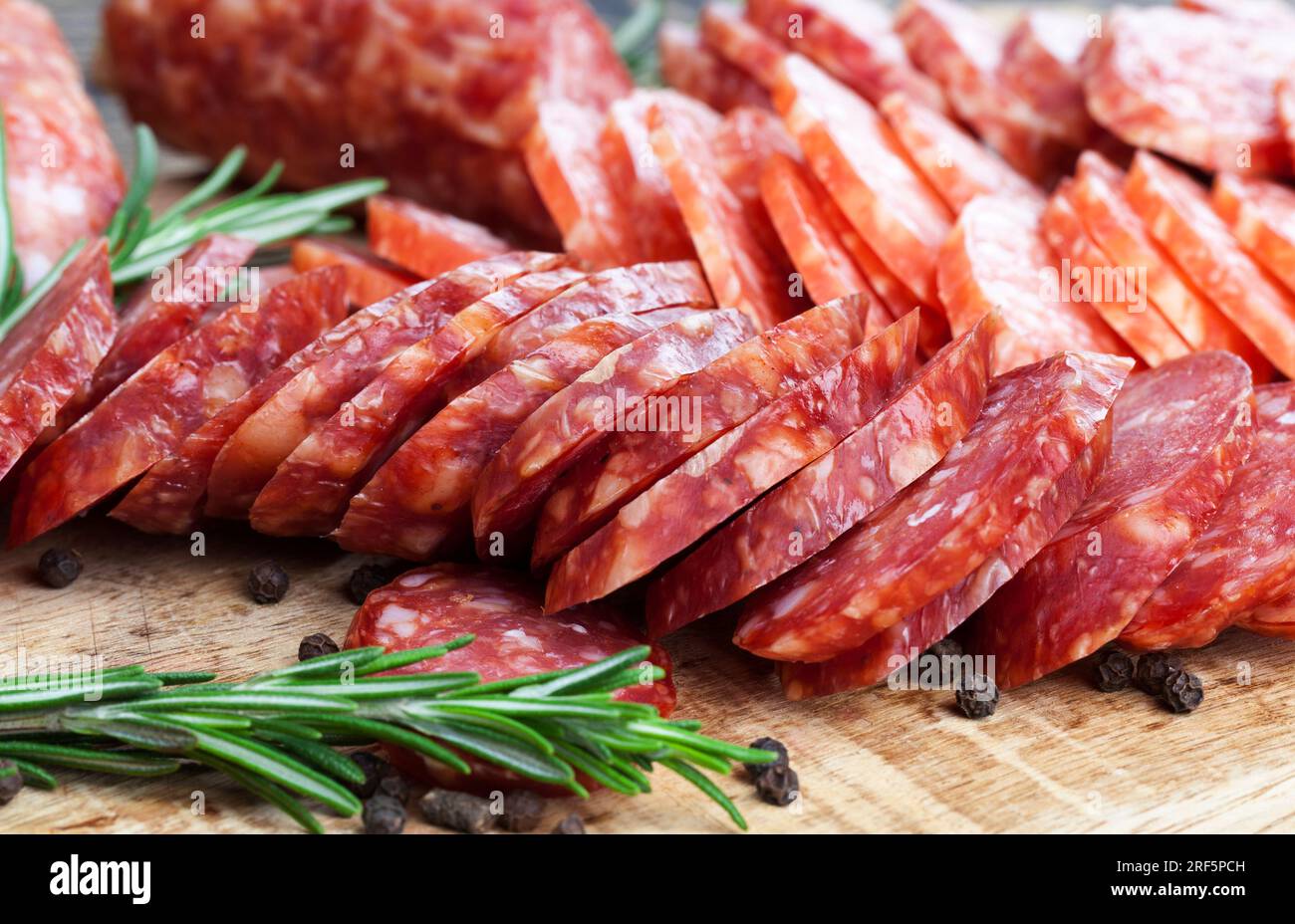 produits prêts à l'emploi et préparés en usine à base de viande, produits alimentaires à base de viande de porc Banque D'Images