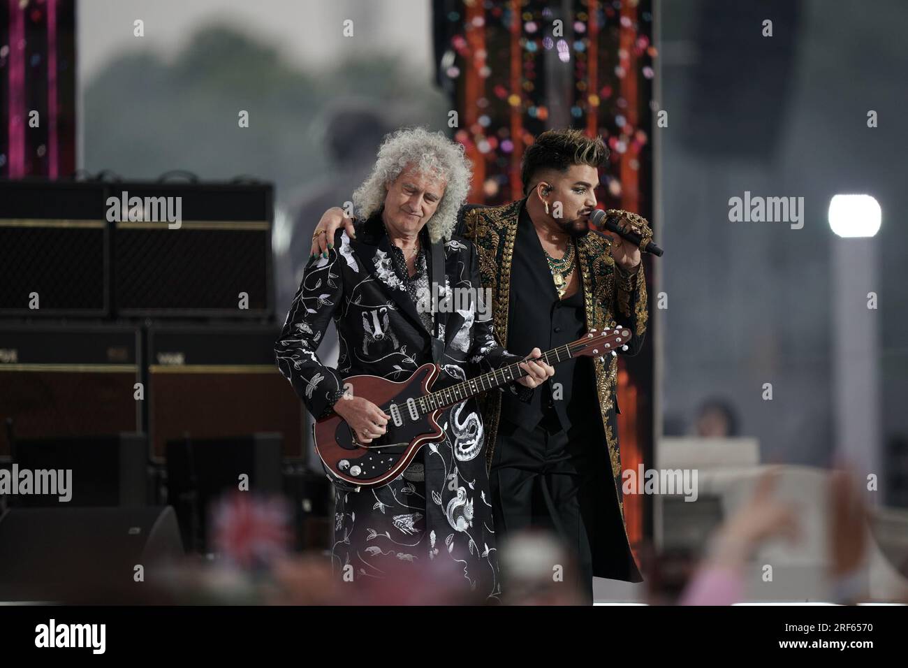 Queen Et Adam Lambert Concert France Qui bande hommage Banque de photographies et d’images à haute