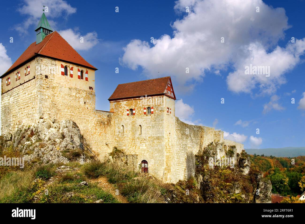 Blick auf die Burg Hohenstein in Bayern, Deutschland. Banque D'Images