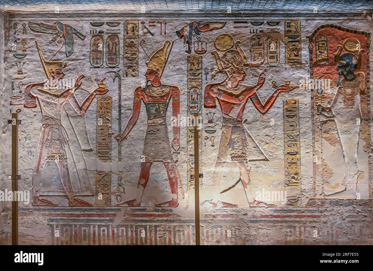 Relief, Pharao Ramses III bringt in Rauchopfer, Grab Ramses III, KV11, Tal der Könige, Theben-West, Ägitten Banque D'Images