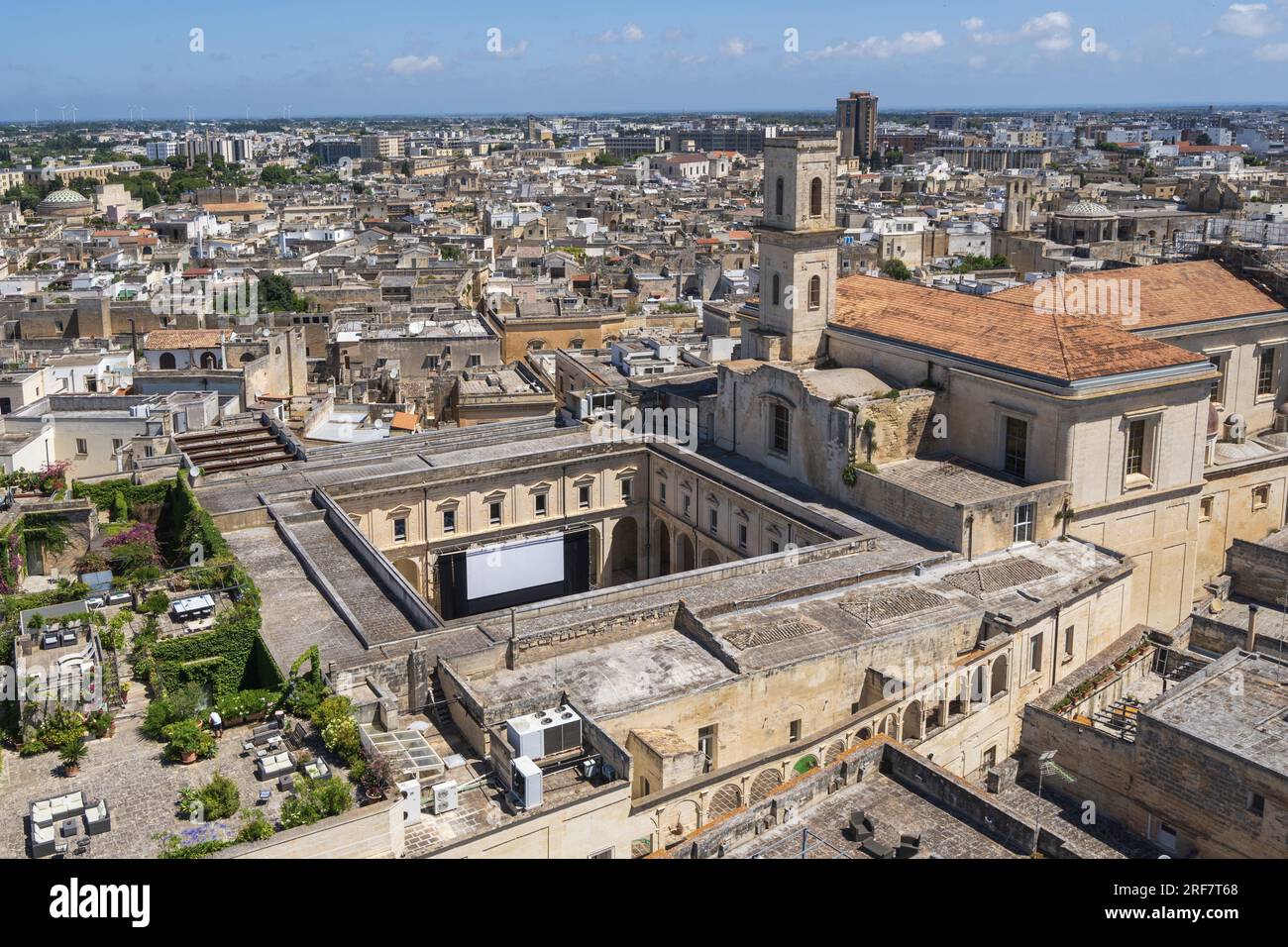 Vue de Lecce depuis le clocher de la cathédrale, Pouilles, Italie, Europe Banque D'Images