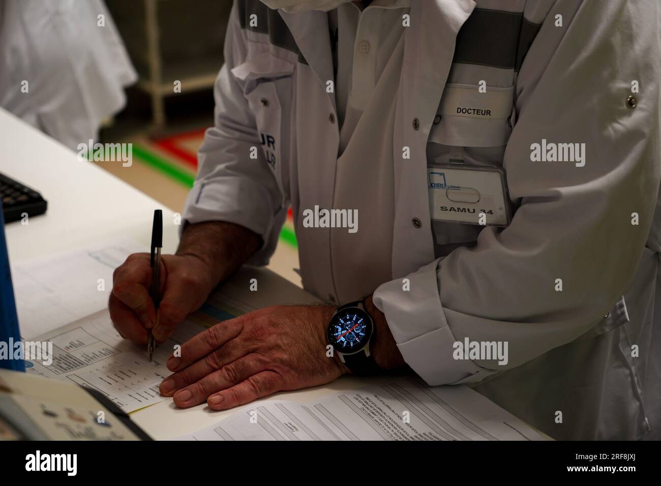 Le service d’urgence SMUR intervient dans toute la région 24 heures sur 24, 7 jours sur 7. Banque D'Images