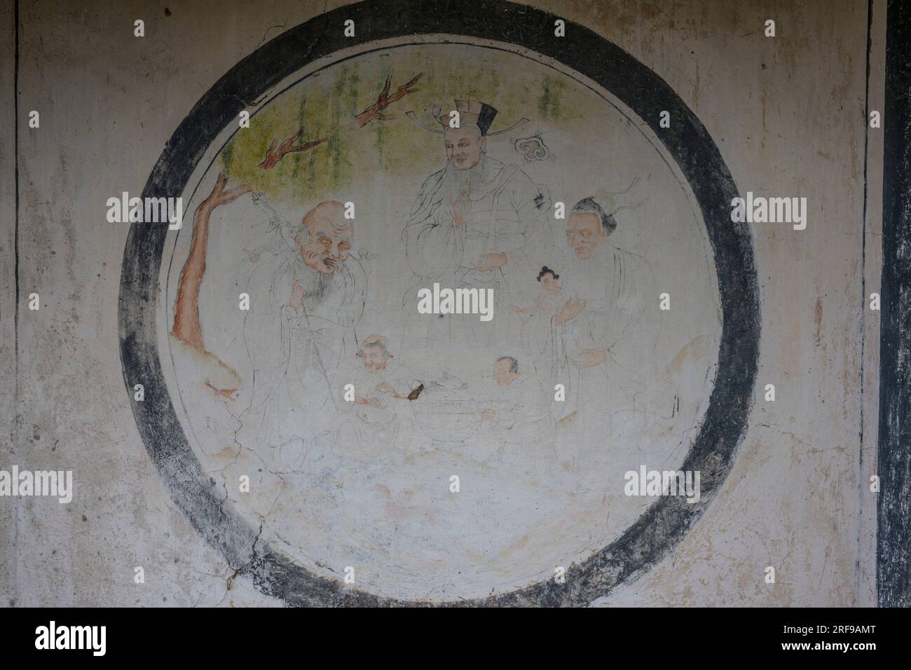 Peinture murale ancienne sur la porte des temples Zuu, partie du complexe du monastère Erdene Zuu à Kharakhorum, Mongolie, le plus grand monastère de Mongolias, (une Banque D'Images