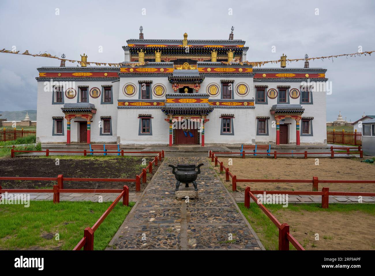 Le temple de Laviran, qui fait partie du monastère d'Erdene Zuu à Kharakhorum (Karakorum), Mongolie, Mongolias le plus grand monastère, (patrimoine mondial de l'UNESCO) Banque D'Images