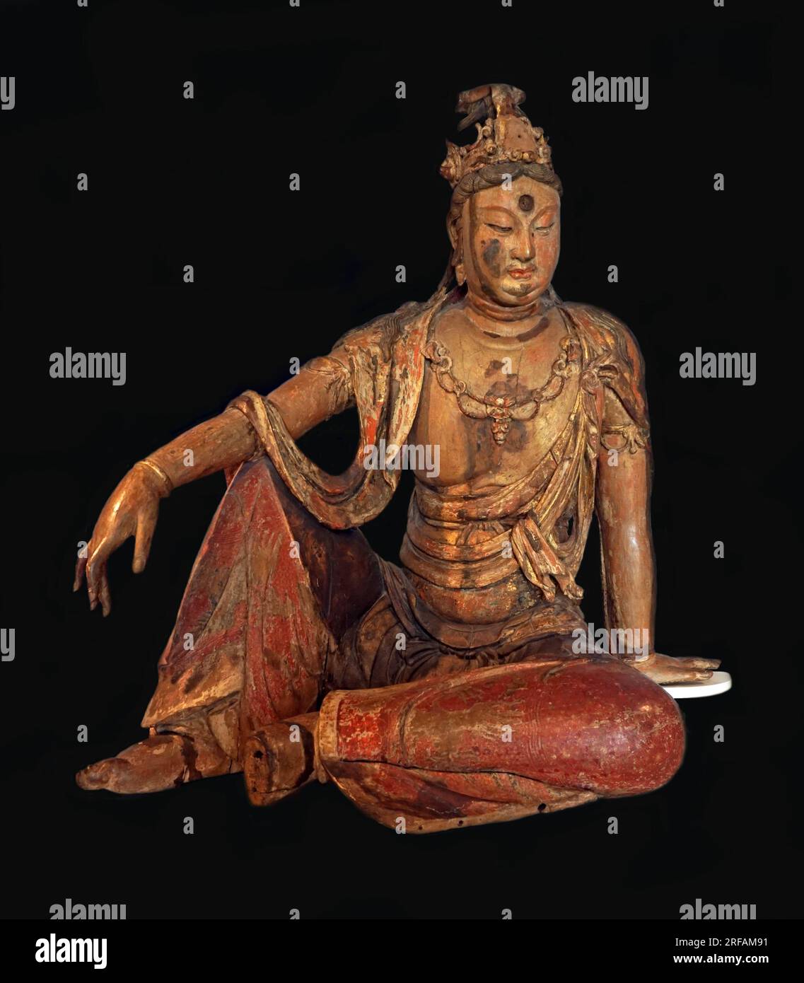 La divinité bouddhiste Guanyin méditant.China .Shanxi.12e siècle Banque D'Images