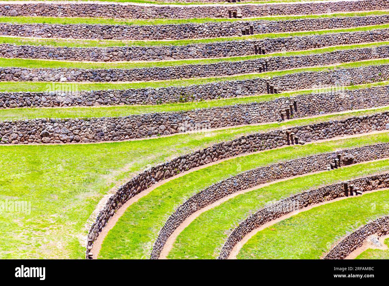Terrasses à le site archéologique inca de Moray, Vallée Sacrée, Pérou Banque D'Images