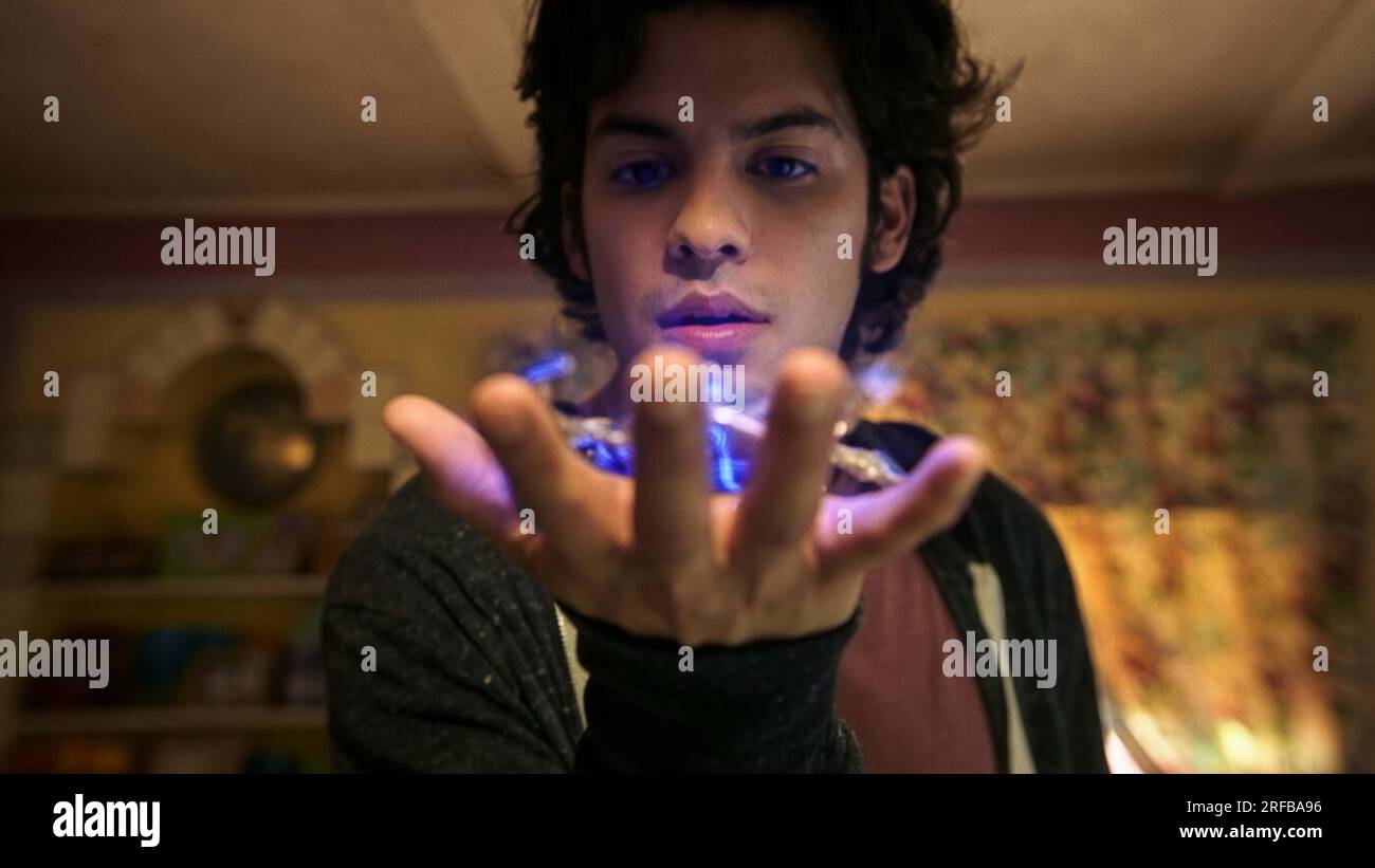 BLUE BEETLE (2023) XOLO MARIDUENA ANGEL MANUEL SOTO (DIR) WARNER BROS/MOVIESTORE COLLECTION Banque D'Images