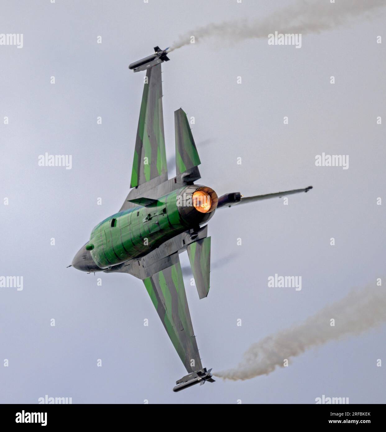 Belgian Air Force F-16 Solo Display 'Dream Viper' au Royal International Air Tattoo 2023 Banque D'Images