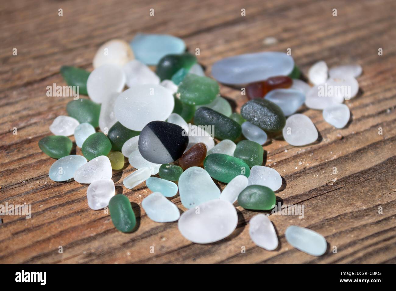 Seaham Sea Glass, trouvé sur Seaham Beach, comté de Durham Banque D'Images