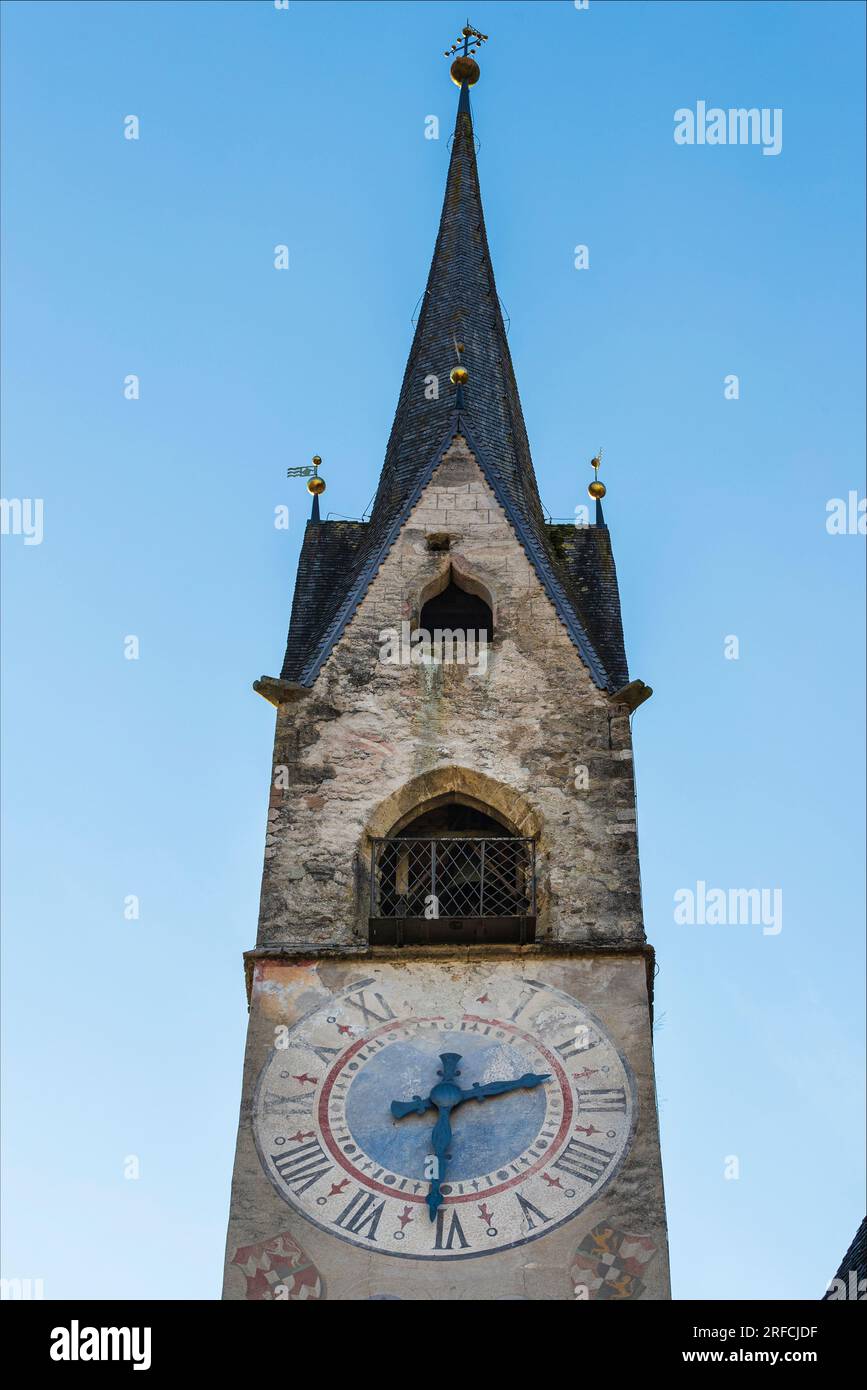 Trentino Fiera di Primiero - Église Santa Maria Assunta (1495) Banque D'Images