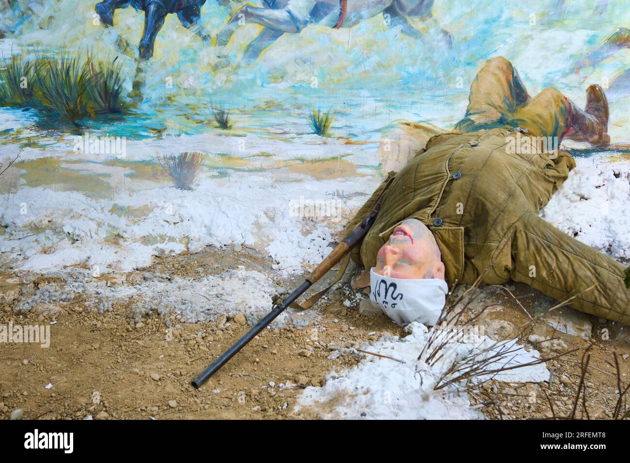 Partie d'un diorama représentant des Kazakhs au combat. Vue d'un soldat tué sur le champ de bataille. Au Musée des victimes de la répression politique à Shym Banque D'Images