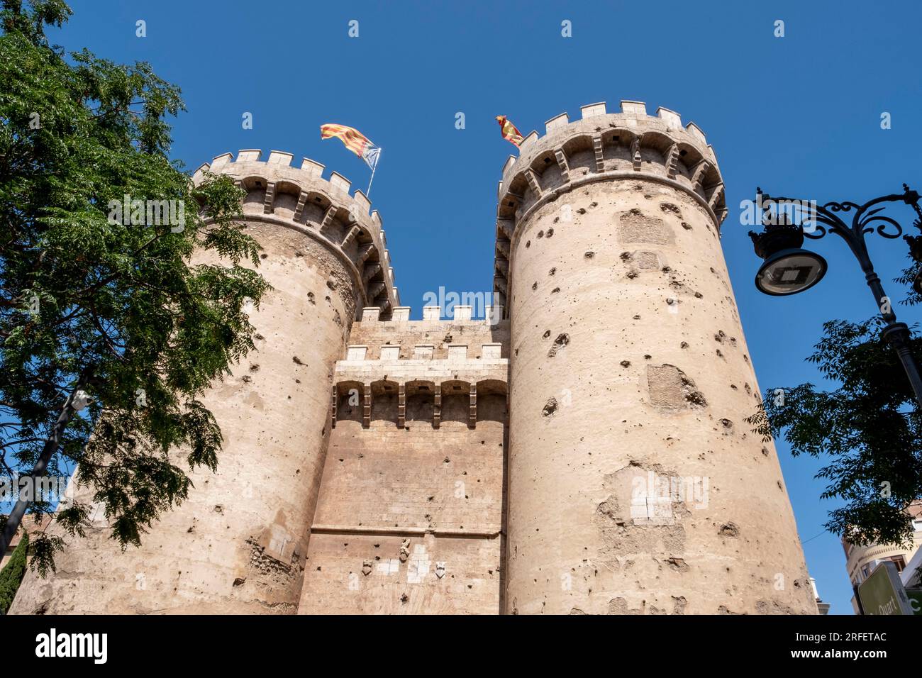 Espagne, Valence, Tours de quart, tours défensives jumelles de style gothique construites au 15e siècle Banque D'Images
