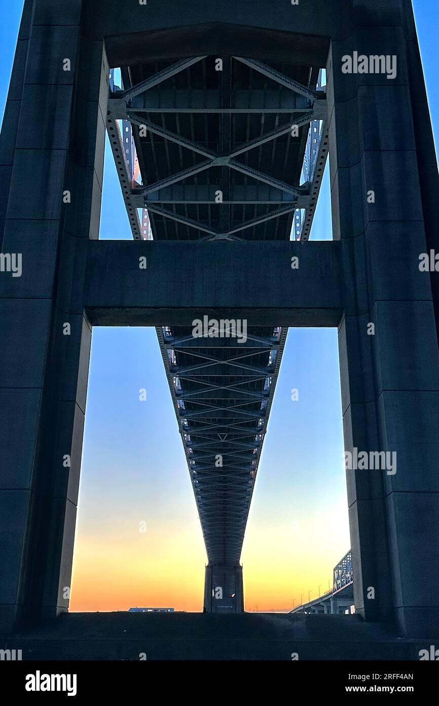 Etats-unis, Louisiane, Nouvelle Orléans, le Crescent City Connection sur le fleuve Mississippi est le 5ème pont cantilever au monde Banque D'Images