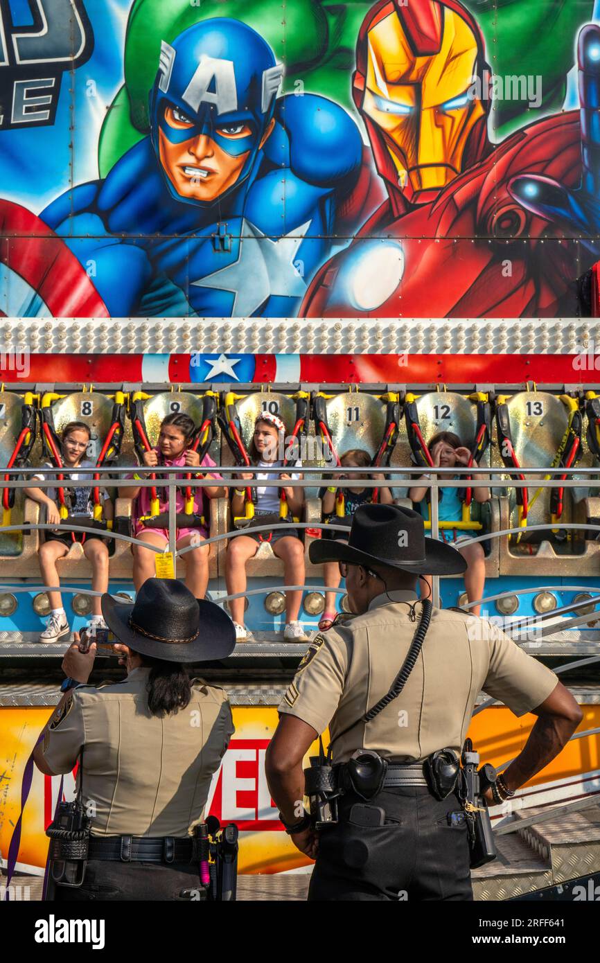 États-Unis, Louisiane, Breaux Bridge, écrevisse Festival, police Banque D'Images