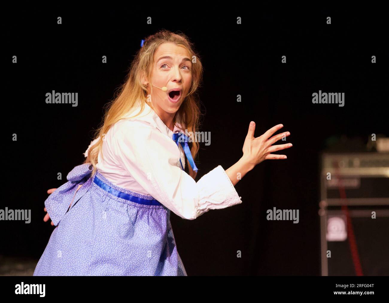 Edimbourg, Royaume-Uni, 2 août 2023 : Erin Armstrong se produit à Lena au Festival Fringe d'Edimbourg. Photo : DB Media Services / Alamy Banque D'Images