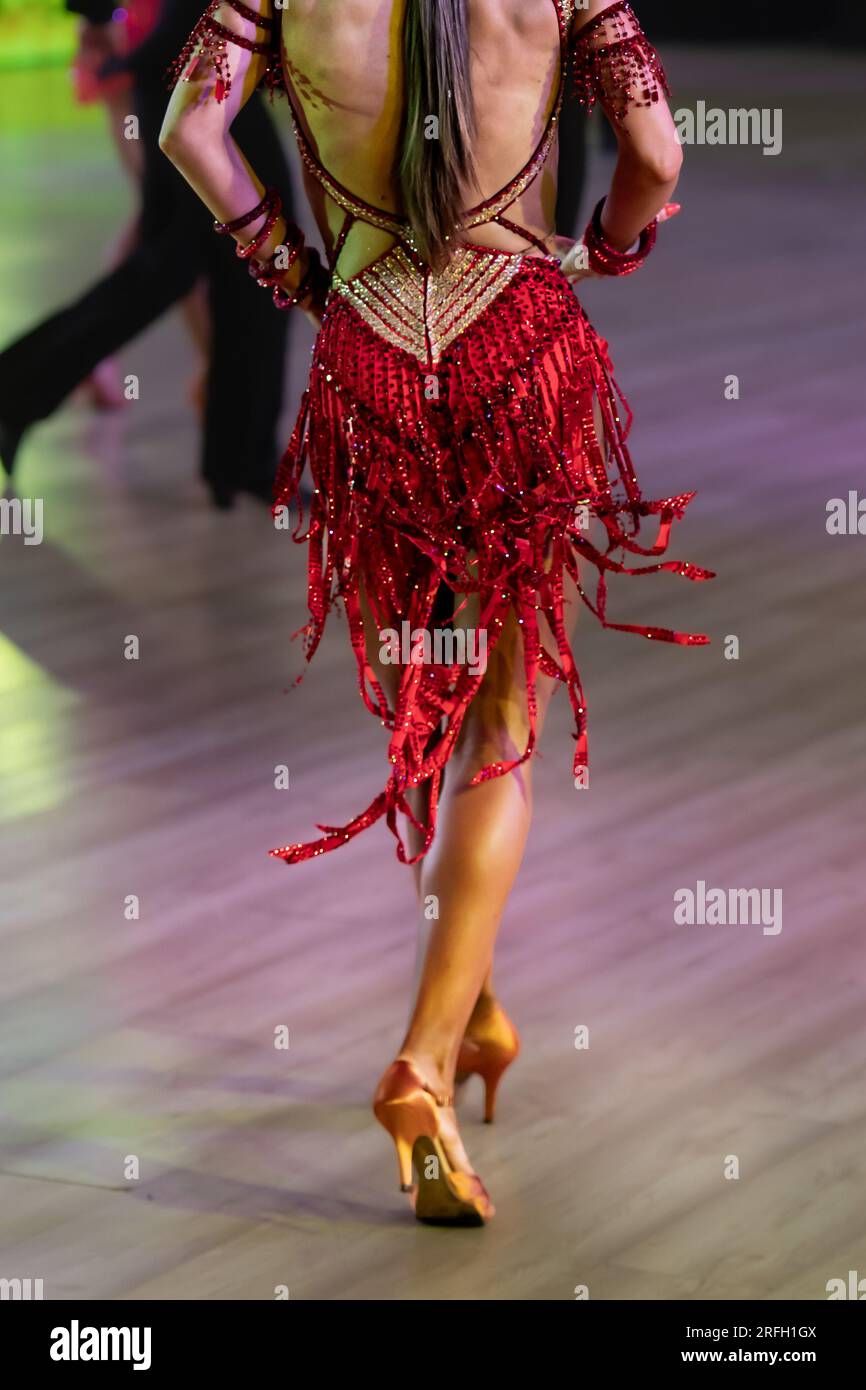 danseuse sexy gracieuse danse latine Banque D'Images