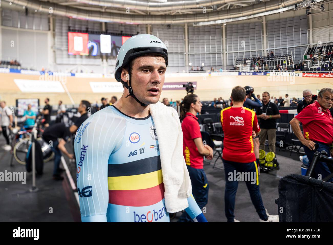 Glasgow, Royaume-Uni. 03 août 2023. Les Belges Tuur Dens photographiés en action lors de l'épreuve Men Elite Scratch Race à Glasgow, en Écosse, dans le cadre des Championnats du monde UCI Cyclisme, jeudi 03 août 2023. UCI organise les mondes avec toutes les disciplines cyclistes, cyclisme sur route, cyclisme en salle, VTT, course BMX, Paracyclisme routier et paracyclisme intérieur, à Glasgow du 05 au 13 août. BELGA PHOTO DAVID PINTENS crédit : Belga News Agency/Alamy Live News Banque D'Images