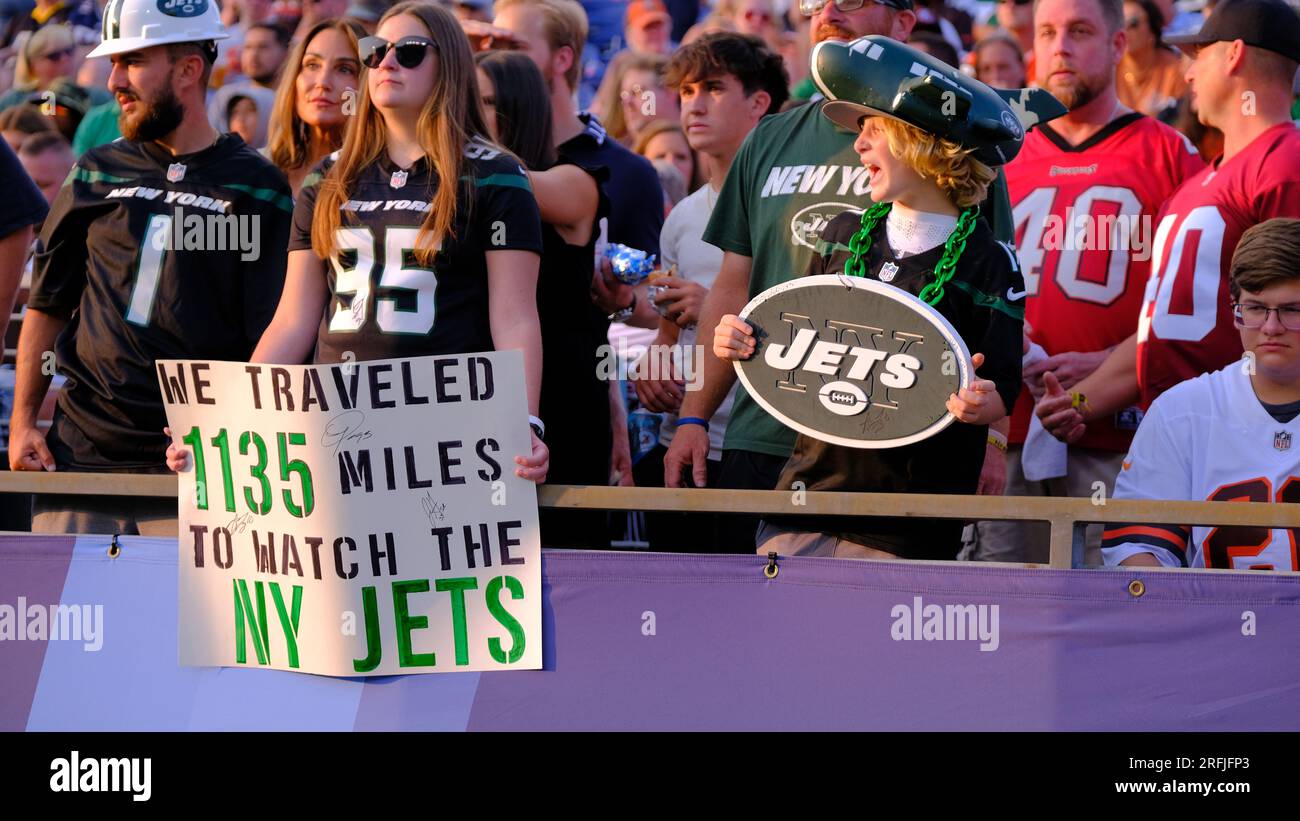 Canton, Ohio, États-Unis. 3 août 2023. Fans de jets lors du match New York Jets vs Cleveland Browns à Canton, Ohio. Jason Pohuski/CSM/Alamy Live News Banque D'Images