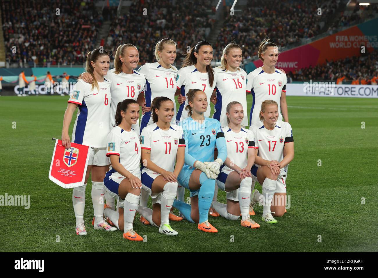 Auckland, Nouvelle-Zélande. 20 juillet 2023. Équipe nationale féminine de Norvège (NOR), 20 juil. 2023 - football/football : équipe nationale féminine de Norvège (G-R) #6 Maren MJELDE, #18 Frida MAANUM, #14 Ada HEGERBERG, #7 Ingrid SYRSTAD ENGEN, #16 Mathilde HARVIKEN, #10 Caroline GRAHAM HANSEN devant : #4 Tuva HANSEN, #11 Guro REITEN, #23 2023 Aurora MIKALSEN, #13 Thea BJELDE, #17 Julie BLAKSTAD avant la coupe du monde féminine de la FIFA, Australie et Nouvelle-Zélande, match de Groupe A entre la Nouvelle-Zélande et la Norvège à Eden Park à Auckland, Nouvelle-Zélande. Crédit : AFLO/Alamy Live News Banque D'Images