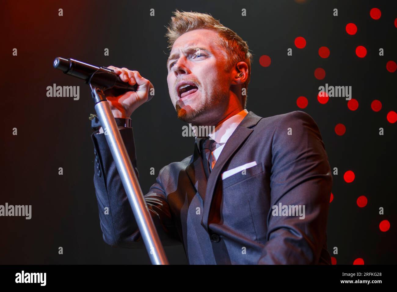 L'auteur-compositeur-interprète irlandais et musicien Ronan Keating se produit en concert, Vector Arena, Auckland, Nouvelle-Zélande Banque D'Images