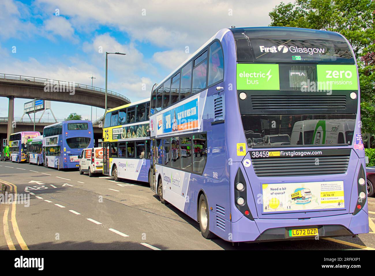 Glasgow, Écosse, Royaume-Uni. 4 août 2023. L'UCI provoque le chaos de la circulation car les bus et les voitures sont réacheminés avec les temps de déplacement des transports publics doublés causant une perturbation massive des horaires. Crédit Gerard Ferry/Alamy Live News Banque D'Images