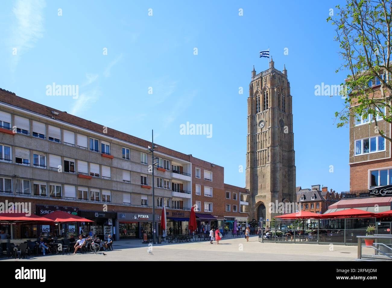 France, région hauts-de-France, département du Nord, Dunkerque, place Jean Bart, beffroi de Saint-Eloi Banque D'Images