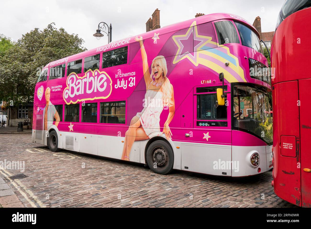 Barbie bus à impériale garé à Hampstead Londres Royaume-Uni, pour ...