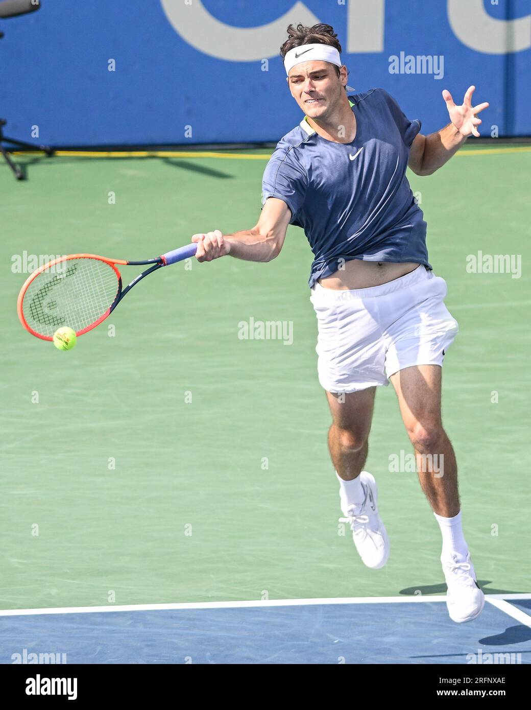 WASHINGTON, D.C., ÉTATS-UNIS. 30 juillet 2021. TAYLOR FRITZ frappe un coup de fouet lors de son match de ronde de 16 au Rock Creek tennis Center. (Image de crédit : © Kyle Gustafson/ZUMA Press Wire) USAGE ÉDITORIAL SEULEMENT! Non destiné à UN USAGE commercial ! Banque D'Images