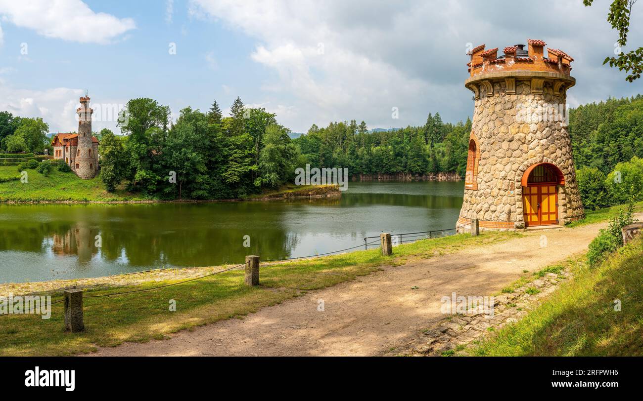 Réservoir de barrage de la vallée de Kralovstvi, une attraction touristique populaire à Bila Tremesna, République tchèque Banque D'Images