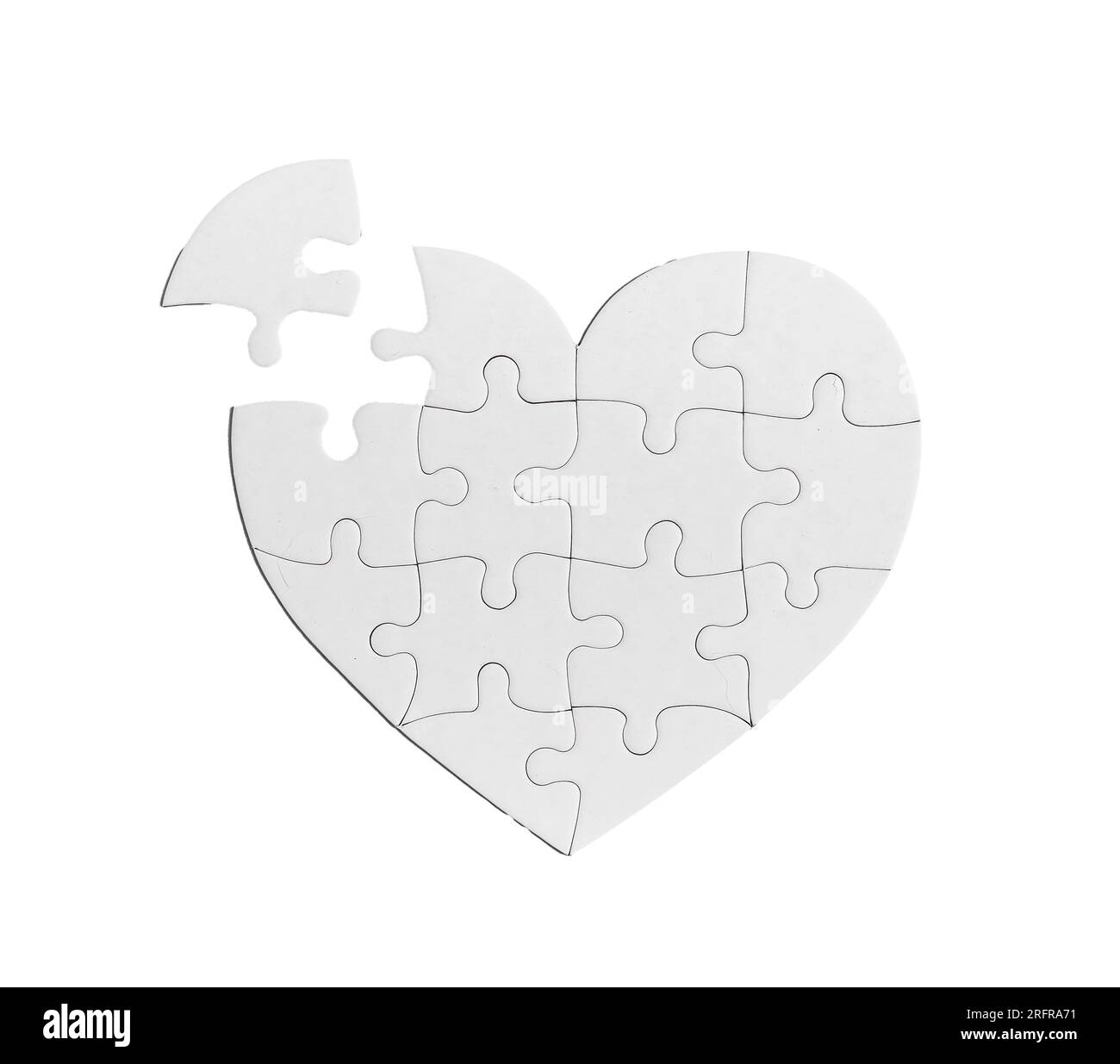 Puzzle de coeur incomplet avec pièce manquante isolé sur fond blanc. Banque D'Images