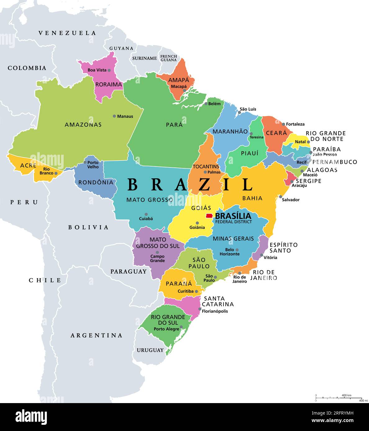 États du Brésil, carte politique. Unités fédératives colorées, avec bordures et capitales. Entités infranationales formant la République fédérative du Brésil. Banque D'Images