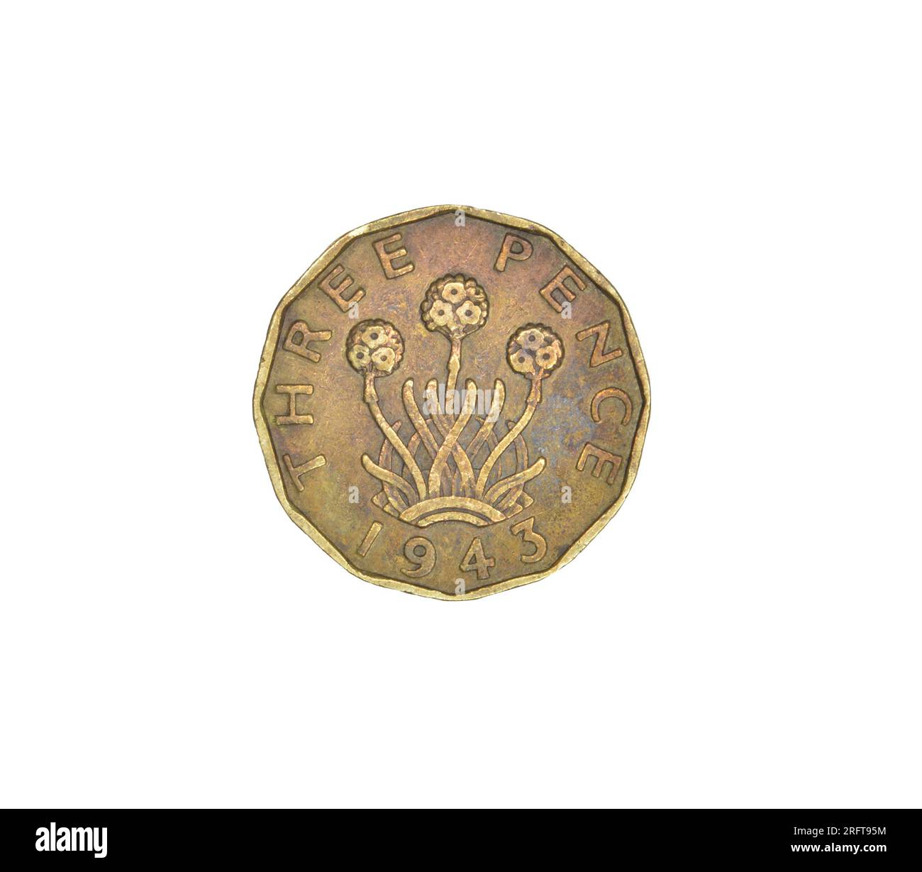 Three Pence coin fabriqué par le Royaume-Uni en 1943, qui montre trois têtes d'usine d'épargne Banque D'Images