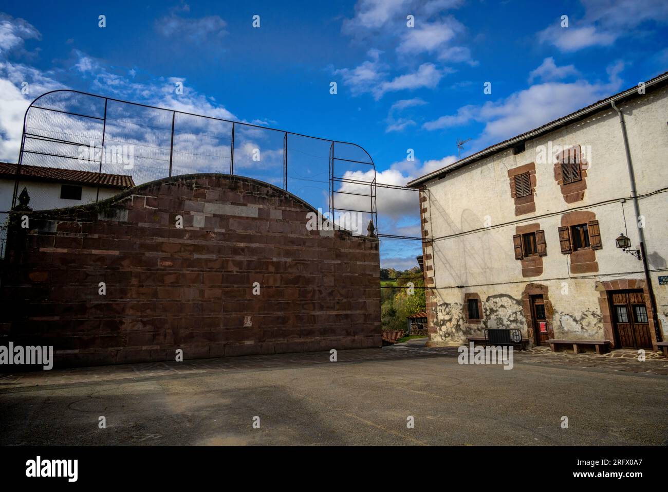 Fronton court, Irurita, Navarre, Espagne Banque D'Images